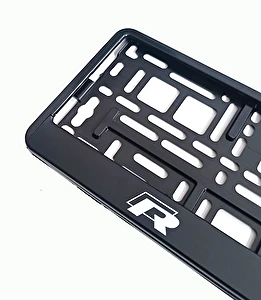 Ramka tablicy rejestracyjnej RLINE