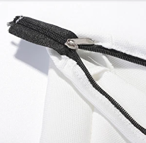 Nosidełko dla psa białe własny wzór